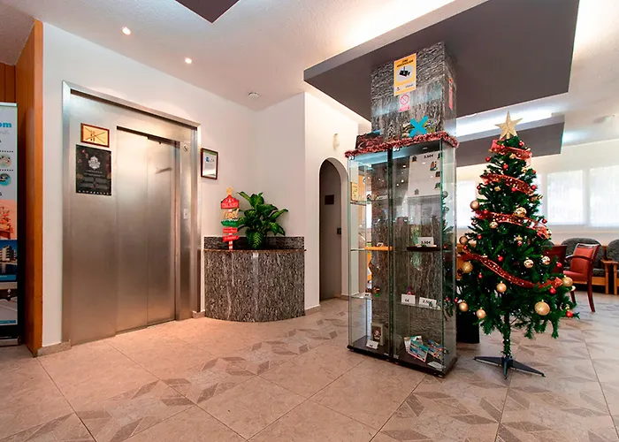 Hotel Pere D'Urg 3000